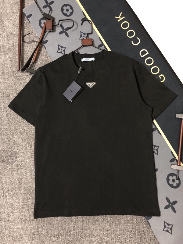 ブランドTシャツ正面デザイン